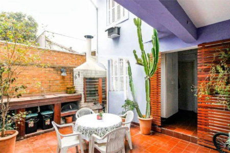 Sobrado à venda com 4 quartos, sendo 1 suíte, em Vila Cordeiro, São Paulo, SP