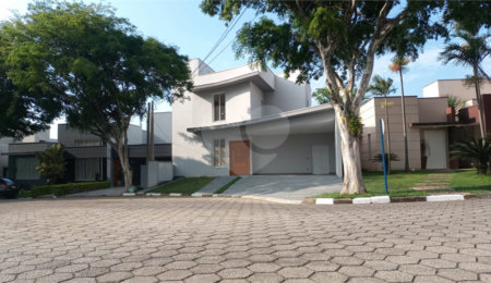 Casa à venda com 4 suítes no condomínio Portal da Vila Rica, Itu - SP