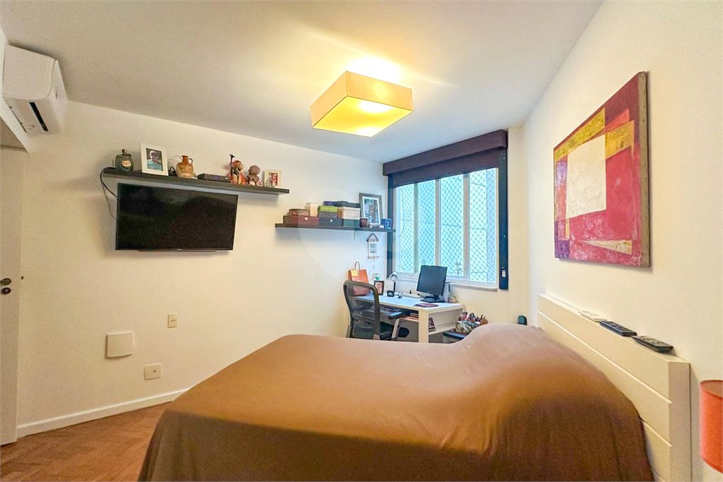 Cobertura à venda com 7 quartos, sendo 3 suítes,  em Lagoa, Rio de Janeiro, RJ