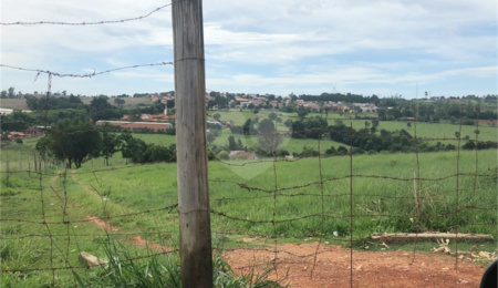 Área de Terra à venda em Conjunto Habitacional Prefeito Marcelo Soares da Silva, Capela do Alto, SP