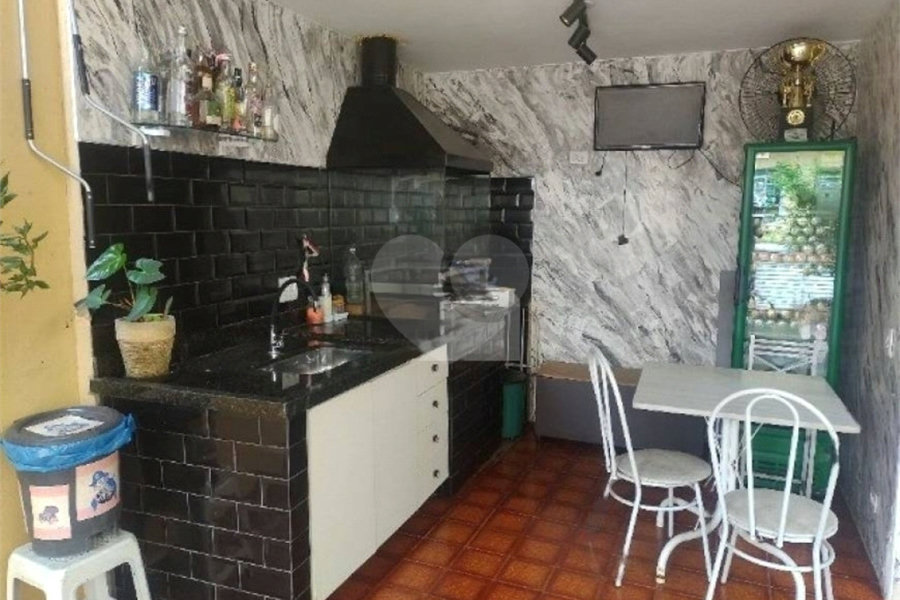 Sobrado à venda com 3 quartos, sendo 1 suíte, em Butantã, São Paulo, SP