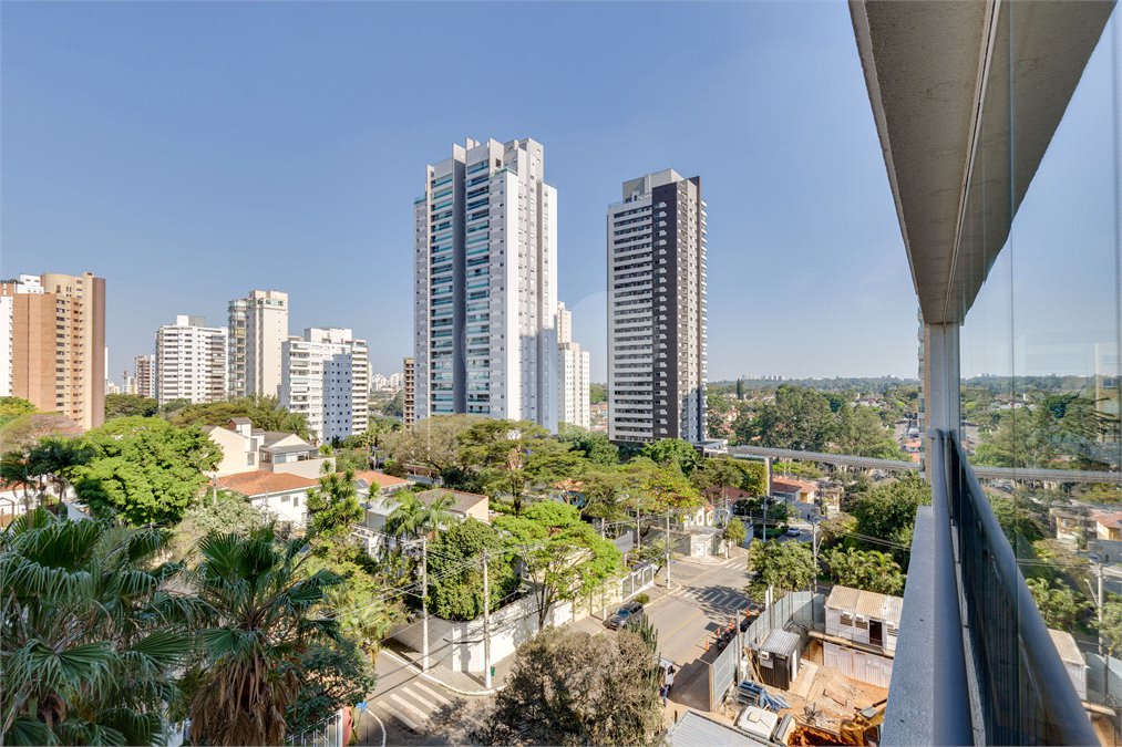 Apartamento à venda com 4 quartos, sendo 2 suítes, em Campo Belo, São Paulo, SP