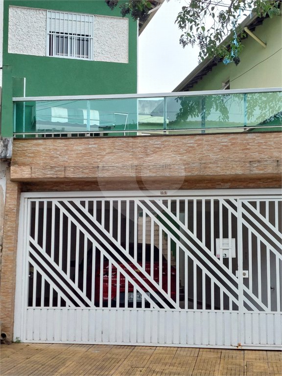 Sobrado à venda com 3 quartos em Vila Campestre, São Paulo, SP