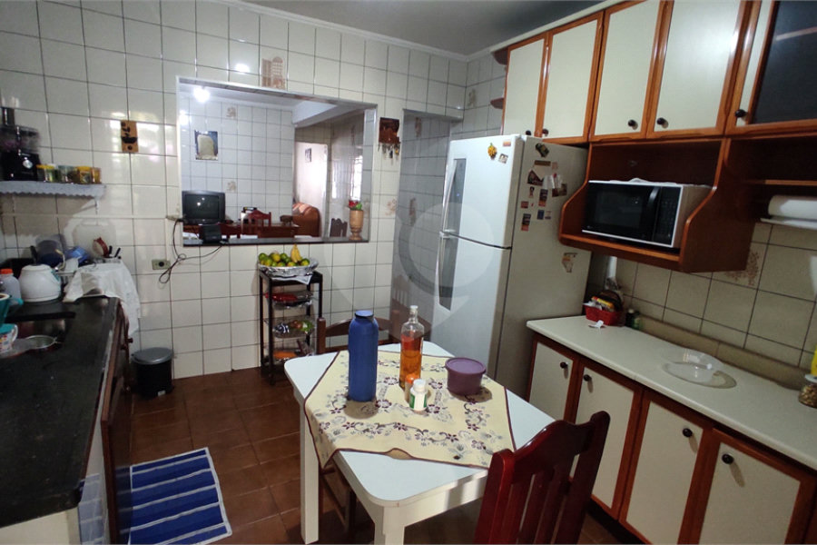 Sobrado à venda com 3 quartos, sendo 1 suíte, em Tremembé, São Paulo, SP