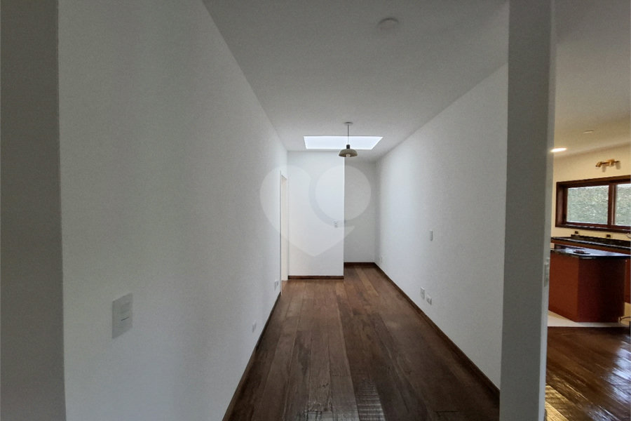 Casa Térrea à venda com 2 suítes em Serra da Cantareira, Mairiporã, SP
