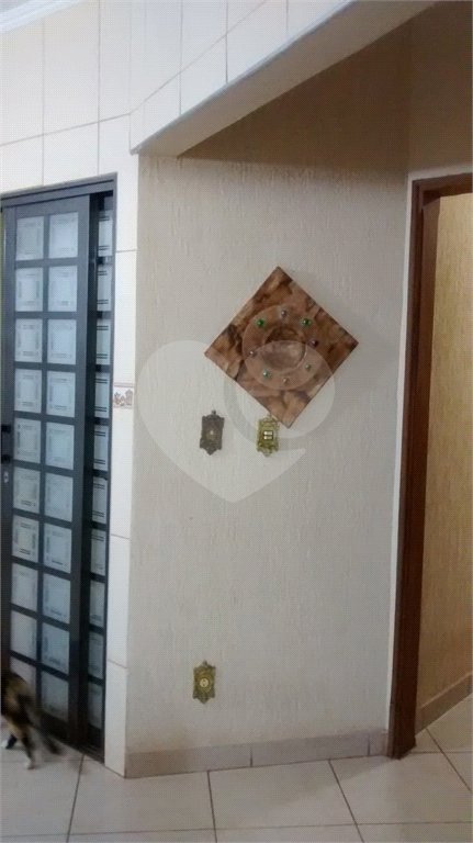 Casa à venda com 2 quartos em Parque Residencial Vale do Sol, Araraquara, SP
