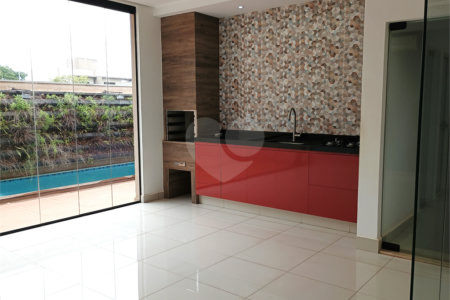 Sobrado à venda com 4 quartos, sendo 1 suíte, em Reserva San Gabriel, Ribeirão Preto, SP