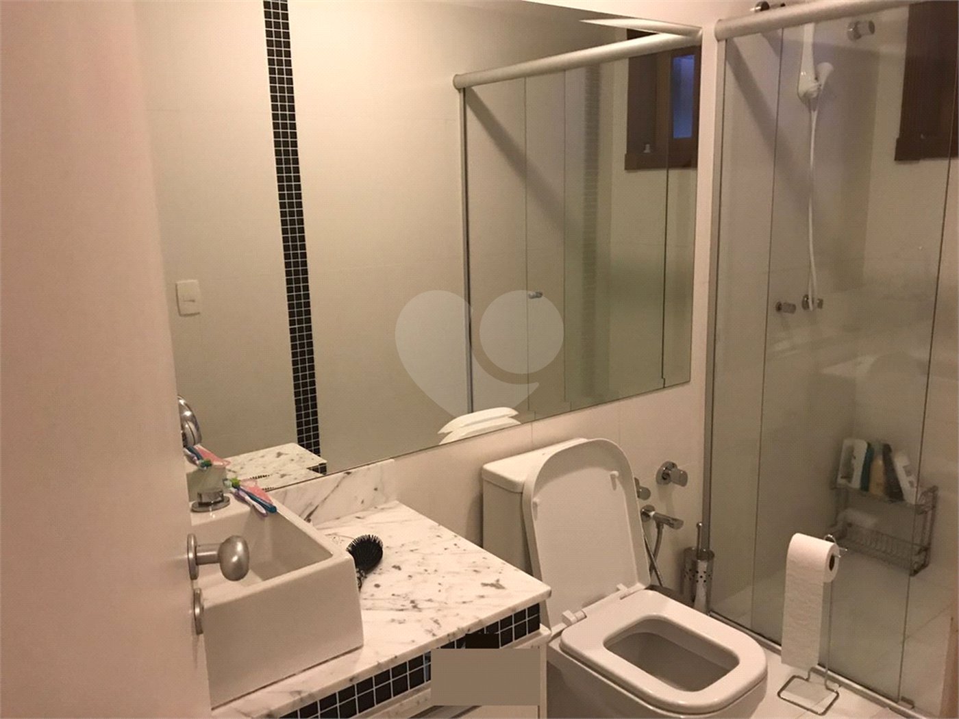 Casa à venda com 5 suítes no condomínio Jardim São Felipe, Atibaia - SP