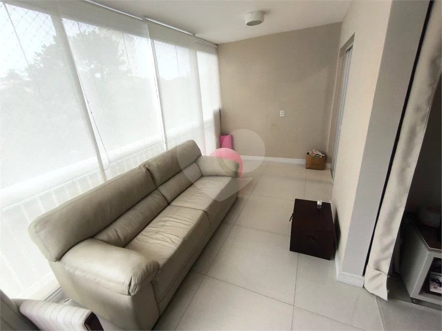 Apartamento à venda com 3 quartos, sendo 1 suíte,  em Jardim Vazani, São Paulo, SP