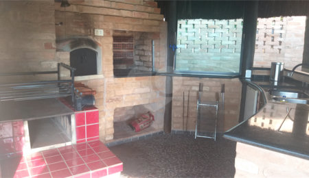 Casa à venda com 5 quartos, sendo 2 suítes,  no condomínio Vinhas da Vista Alegre - Lado Sede, Vinhedo - SP
