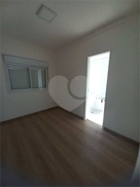Apartamento à venda com 3 quartos, sendo 2 suítes,  no Centro, Mogi das Cruzes, SP
