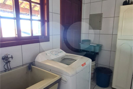 Casa à venda com 5 quartos em Ivoturucaia, Jundiaí, SP