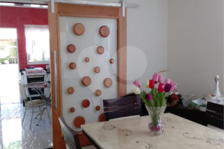 Sobrado à venda com 3 quartos, sendo 1 suíte, em Cidade Patriarca, São Paulo, SP
