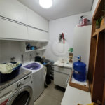 Casa à venda com 3 quartos, sendo 2 suítes, em Vila Mariana, São Paulo, SP