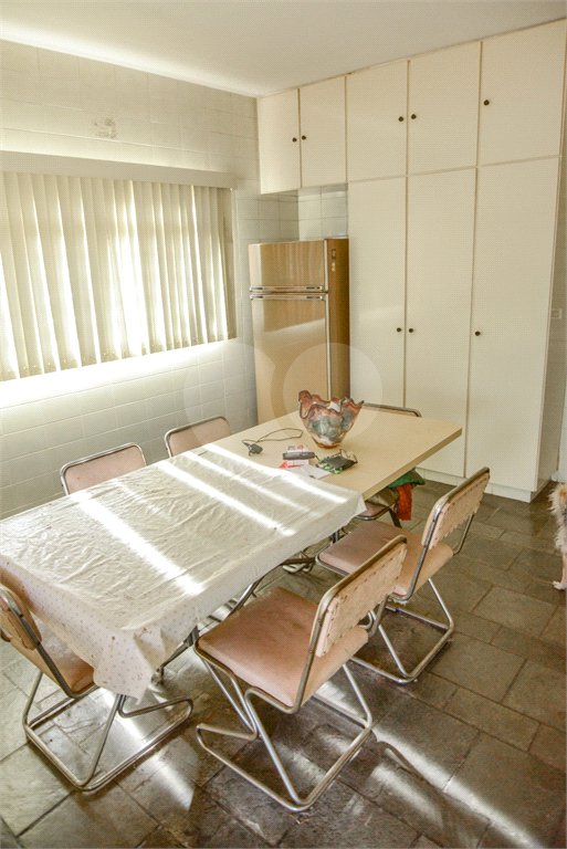 Casa à venda com 2 quartos, sendo 1 suíte, no Centro, Salto, SP