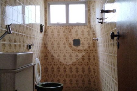 Sobrado à venda com 3 quartos, sendo 1 suíte,  em Jardim Jabaquara, São Paulo, SP