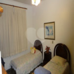 Casa à venda com 4 quartos, sendo 2 suítes,  no condomínio Acmti - Colinas do Mosteiro, Terras de Itaici e Recanto dos Pássaros, Indaiatuba - SP