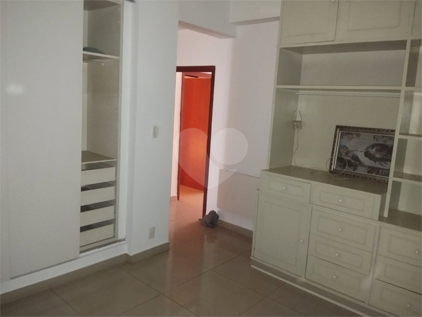 Apartamento à venda com 3 quartos, sendo 1 suíte, no Centro, Araraquara, SP