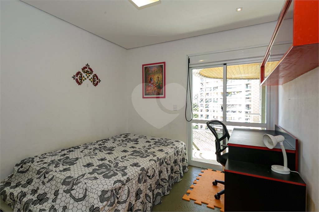 Apartamento à venda com 3 suítes em Morumbi, São Paulo, SP