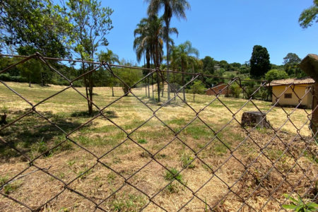 Terreno à venda no condomínio Vale da Santa Fé, Vinhedo - SP