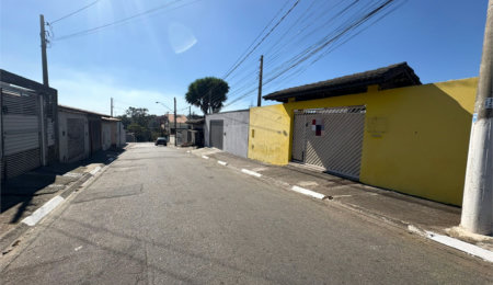 Casa à venda com 3 quartos, sendo 1 suíte,  em Jardim Casa Branca, Suzano, SP