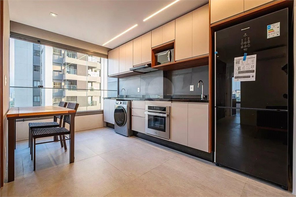 Apartamento para alugar com 1 suíte em Pinheiros, São Paulo, SP