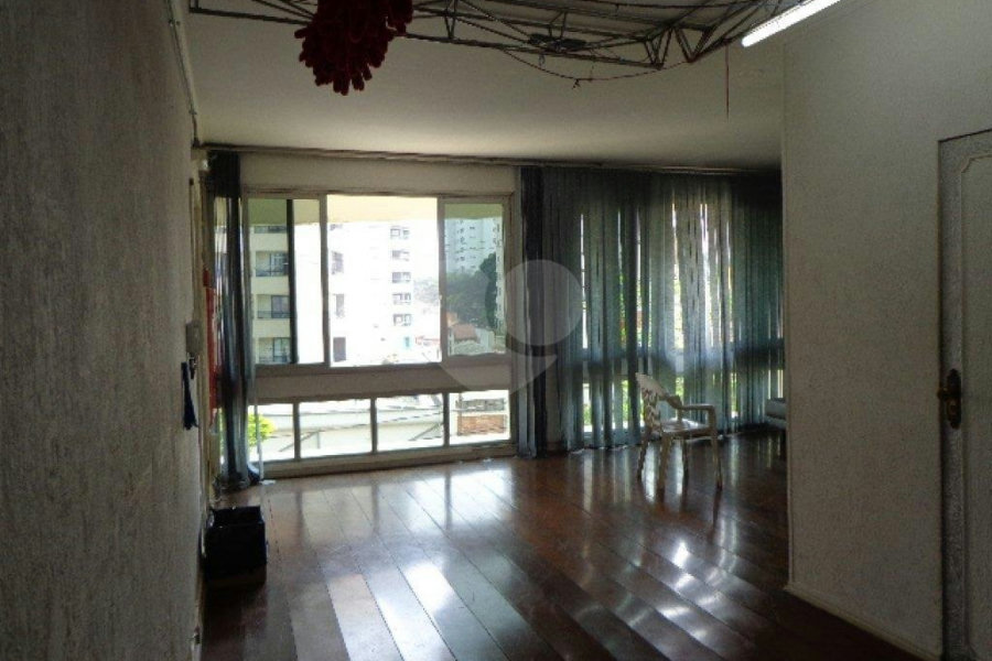 Prédio à venda em Água Fria, São Paulo, SP