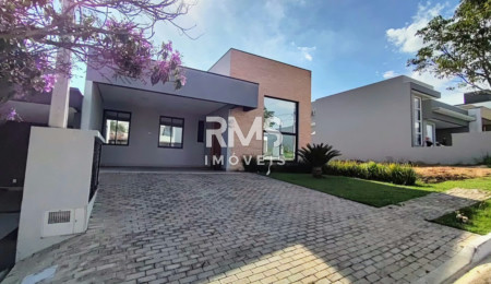 Casa à venda com 3 quartos, sendo 1 suíte,  no condomínio Residencial Mont Blanc, Itu - SP