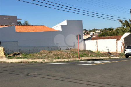 Terreno residencial/comercial na vila nery