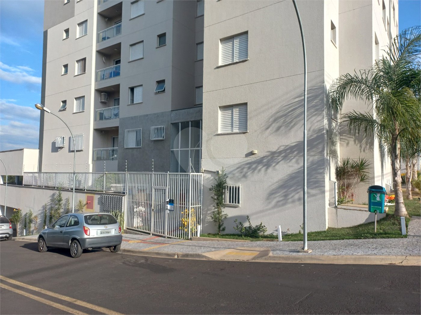 Apartamento no Condomínio Mirante Araucária.