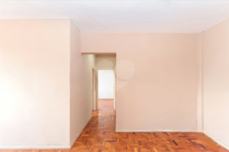 Apartamento espaçoso próximo ao Metrô Santa Cecília com forte potencial de valorização