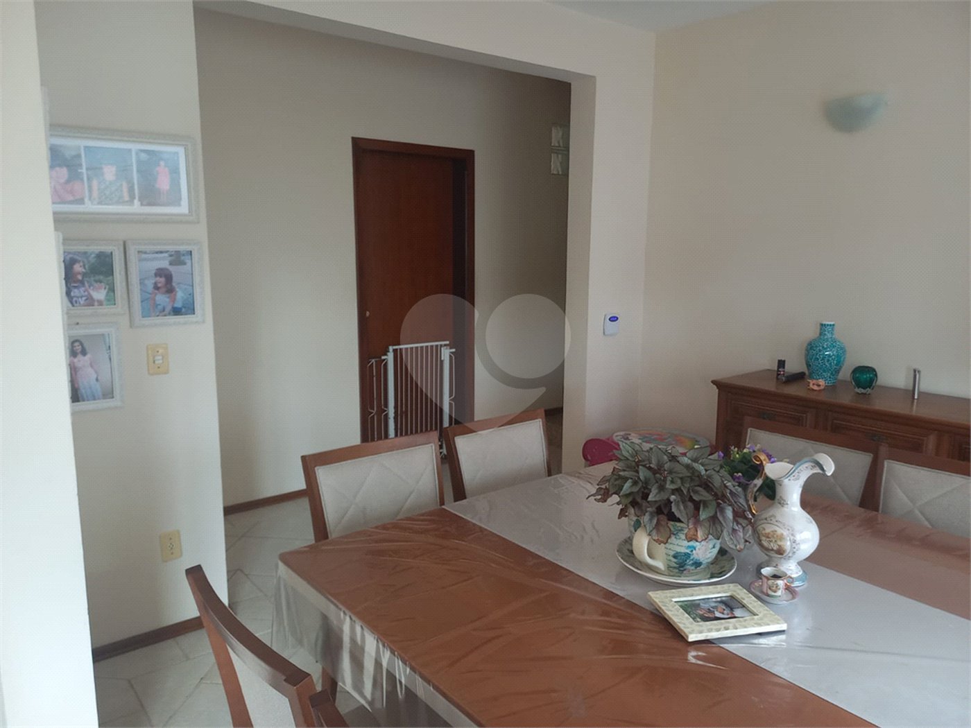 Casa à venda com 4 quartos, sendo 2 suítes,  em Villaggio Capríccio, Louveira, SP