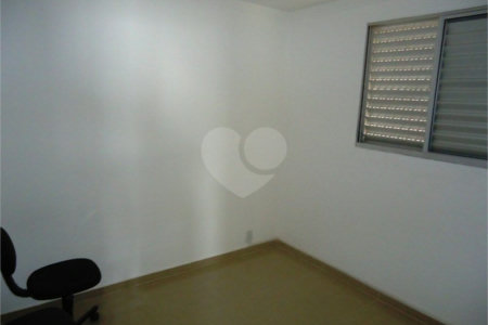 Apartamento no Condomínio Monte Nevada.