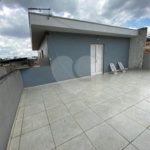 Casa com 202m² , 4 dormitórios , sendo 1 suíte , 3 vagas de garagem.