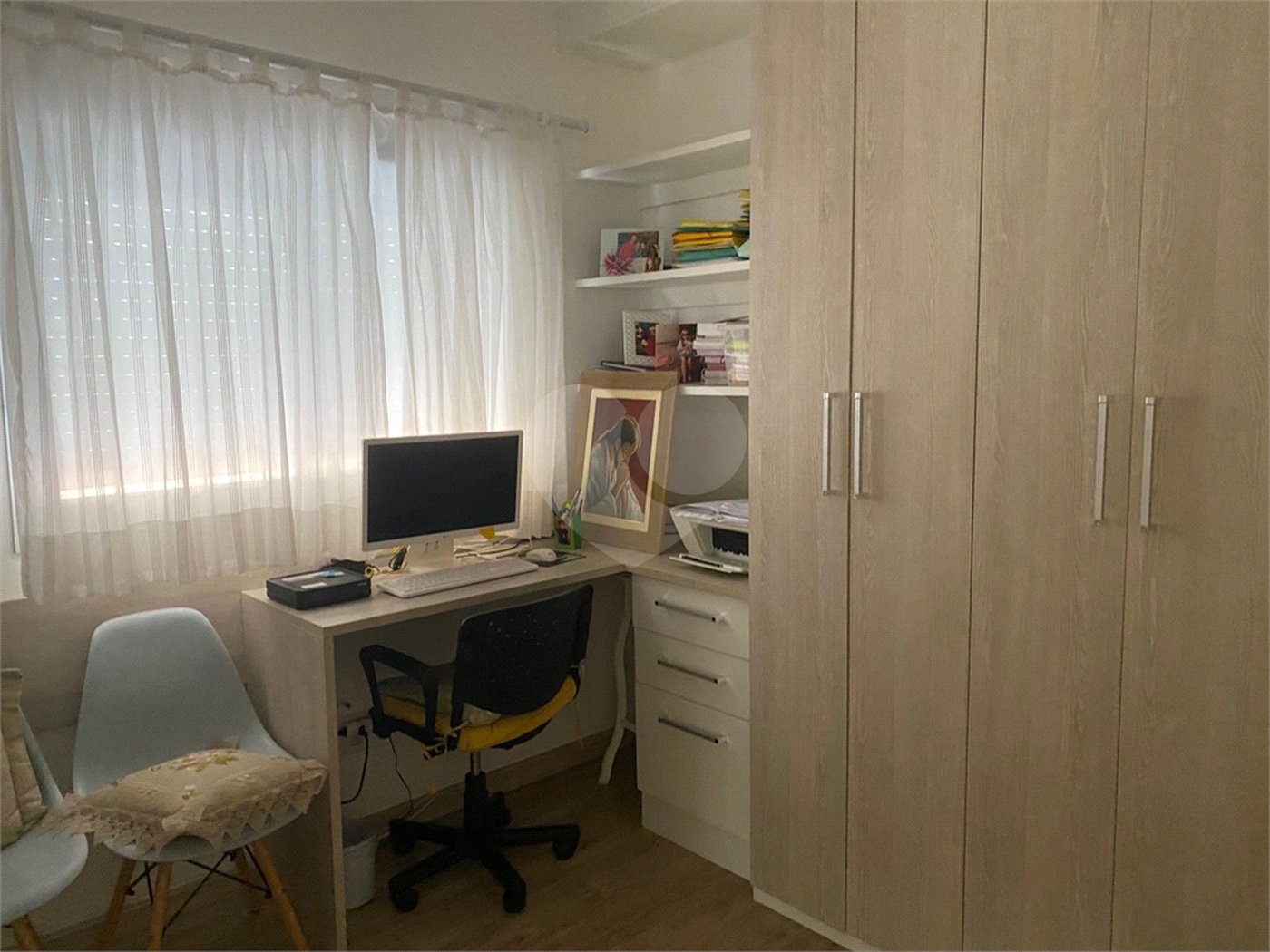Apartamento com 2 dormitórios, 1 suíte, 2 banheiros, 1 vaga, mobiliado, lazer total, na Vila da Saúde, próximo ao Metrô.
