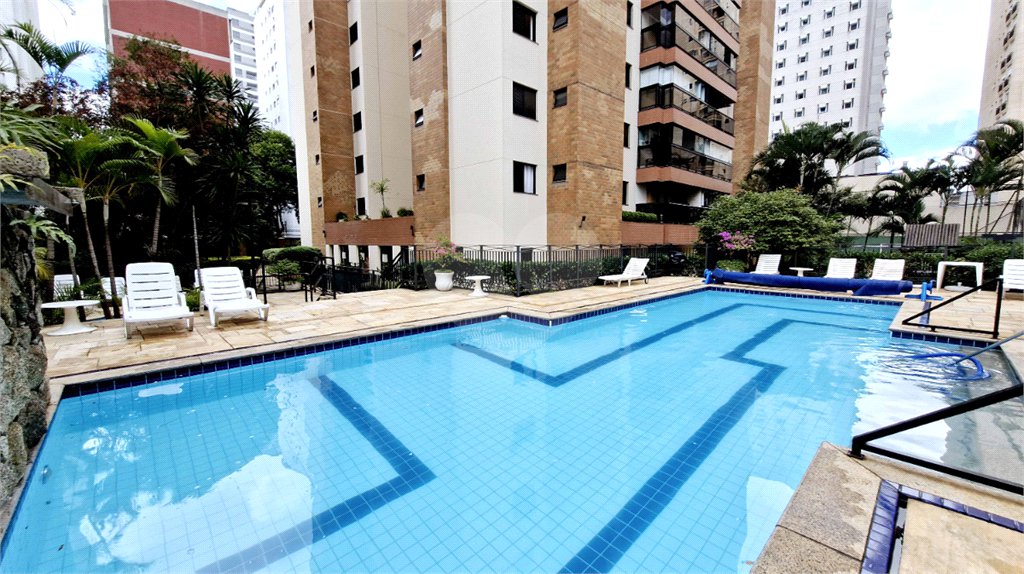 Apartamento à venda com 4 quartos, sendo 2 suítes, em Brooklin, São Paulo, SP