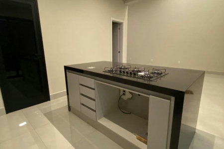 Casa à venda com 3 quartos, sendo 1 suíte, no condomínio Terras da Estancia, Paulínia- SP