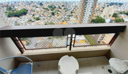 Apartamento à venda com 3 quartos, sendo 1 suíte,  em Vila Santa Catarina, São Paulo, SP