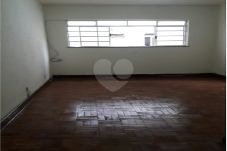 Apartamento de 79m2 à venda reformado com 2 dormitórios no Cambuci