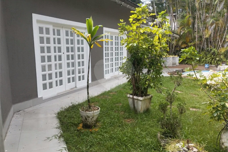Casa à venda com 4 quartos, sendo 2 suítes,  em Riviera de São Lourenço, Bertioga, SP