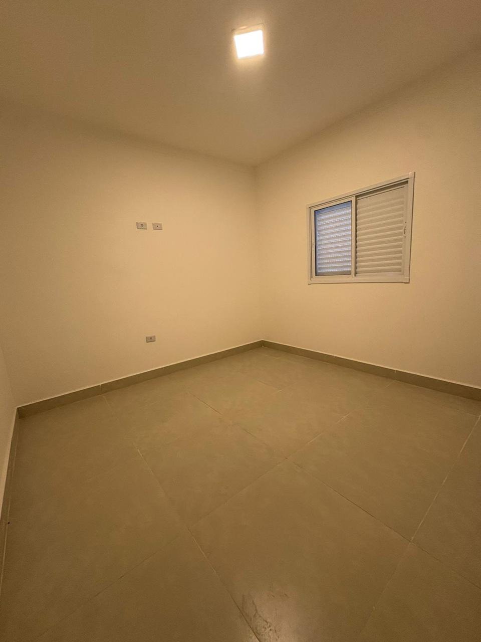 🏡 CASA COM PISCINA NO JARDIM MARABÁ – MONGAGUÁ