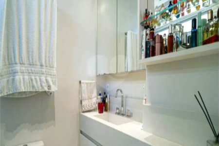 Apartamento venda Bela Vista, 156 m², 3 quartos, suíte, 3 salas, 2 vagas. Rooftop, Churrasqueira, Uma quadra da Paulista.