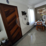 Sensacional sobrado c/ quintal e 3 dorms enormes com varanda! 12 min andando p/o metrô P Inglesa!