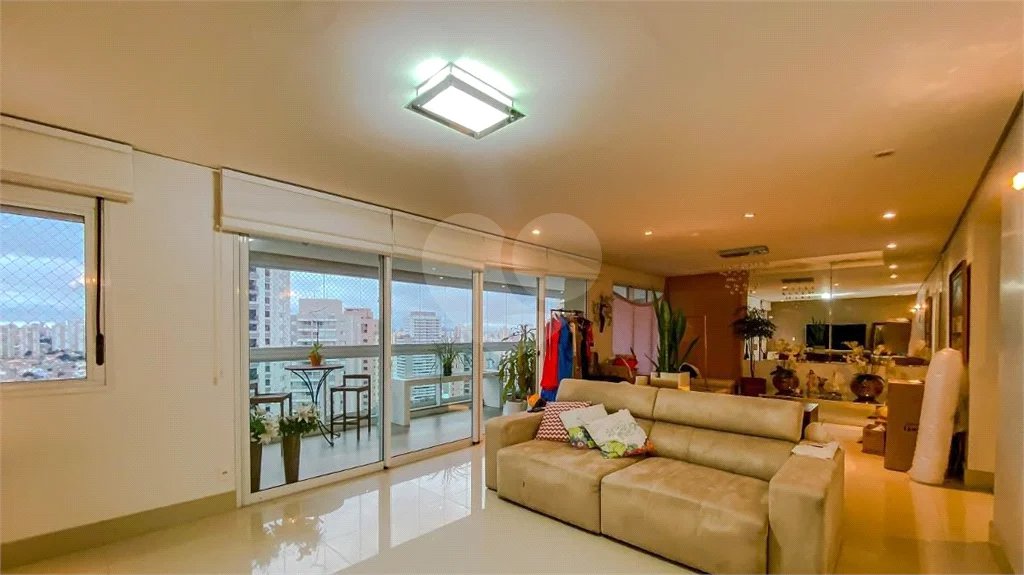 Cond Grand Boulevard. Apartamento na móoca com 228m2 sendo 3 suites 4 vagas, Estuda Permuta.