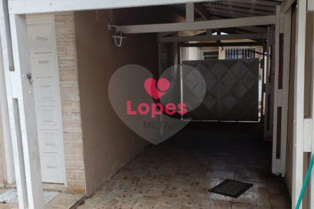CASA A VENDA 200M², 2 QUARTOS,1 BANHEIRO,2 VAGAS, BAIRRO VILA EMA SÃO JOSÉ DOS CAMPOS/SP.