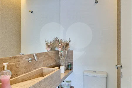 Apartamento à venda com 3 quartos, sendo 1 suíte, em Alto da Boa Vista, São Paulo, SP