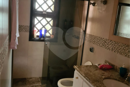 Casa com 3 dorm, 2 suítes, área gourmet, 4 vagas na Mooca