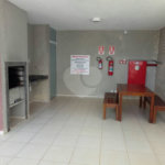Apartamento no Condomínio Portal do Sol.