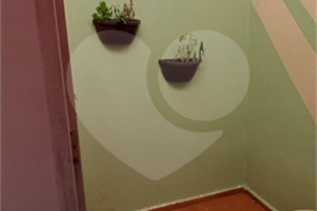 Oportunidade Única no Centro de São Carlos: Imóvel Versátil para Residência ou Negócio
