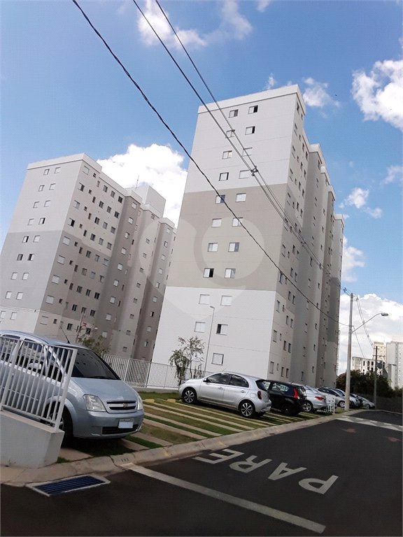 Apartamento no Condomínio Residencial Parque dos Manacás
